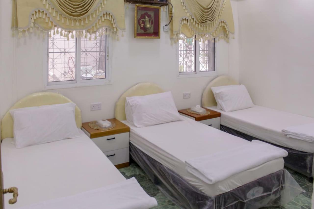 Al Naaman Bin Al Munther Villa Guest House Nizwa Eksteriør billede